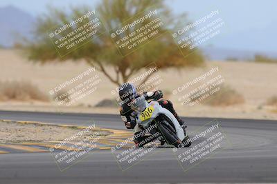 media/Dec-03-2022-CVMA (Sat) [[a3451eb8a4]]/Race 8 500 Supersport-350 Supersport/